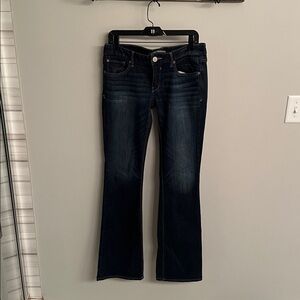 Express Women's Low Rise Boot Cut Jeans 6L